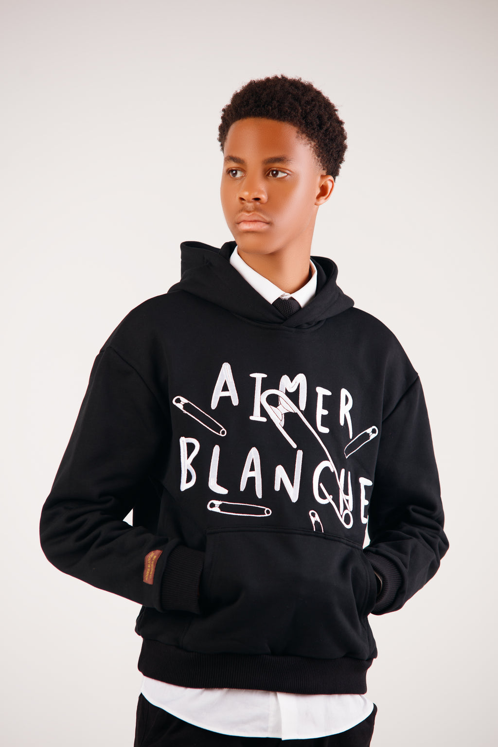 Le Hoodie Épinglé
